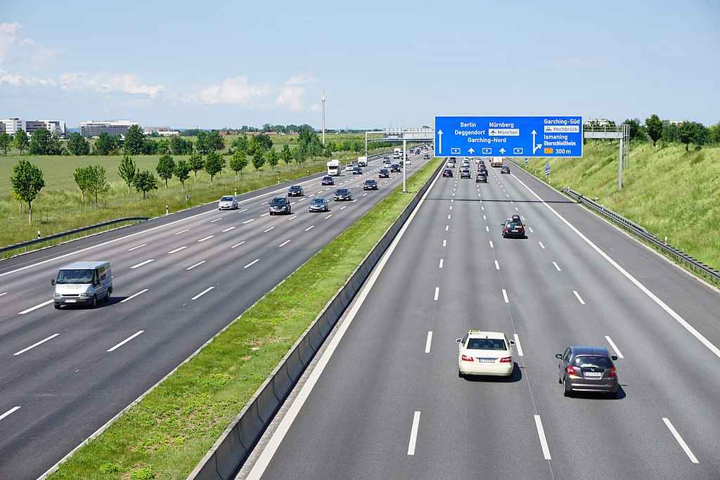 Carro na Autobahn
